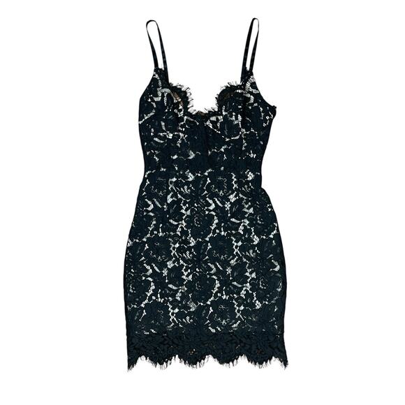 House of CB Odelia Lace Mini Dress Dress Black Scalloped Hem Sexy Size XS - Picture 2 of 7